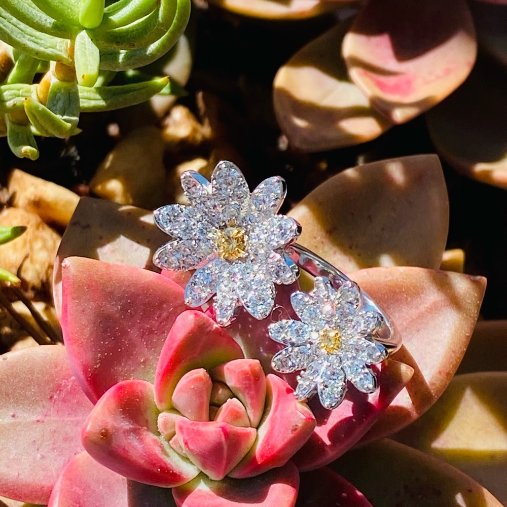 Flower Swarovski ring